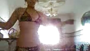 Tinh sex tập thể ở hồ bơi Trùng Via