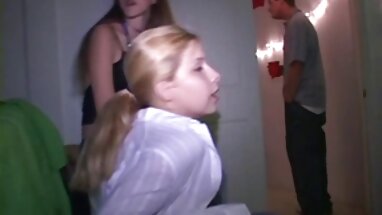 Cô gái tóc vàng phim sex ham hiep tap the