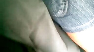 Cậu bé, mẹ dit tap thể già trong luật pháp