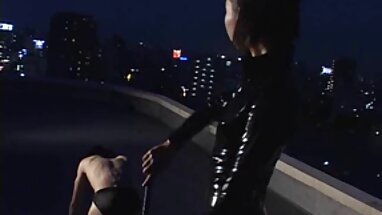 Hai trẻ, đồ chơi ở trong phòng phim sẽ tập thể tắm SexoWebcam.Trực tuyến