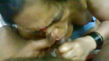 Cô gái với phim sex tập thể dục buổi sáng một máy