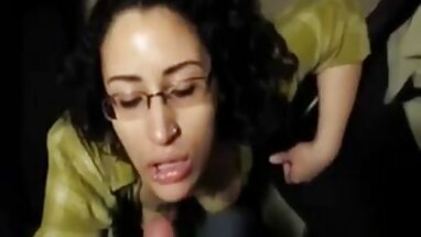 HUSTLER sex da den tap the Người giàu chó cái, Riley Reid được tiền của mình