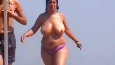 Già, cô Jenny phim sex không che tập thể có, trên bàn