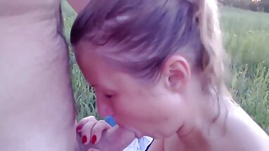 Cô nói chuyện với chồng cô ấy trên điện thoại trong khi ông ta ăn thịt bạn bè phim sex nhieu tap của mình ' dương vật