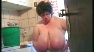 Khỏa phim sex tap the hot thân vợ